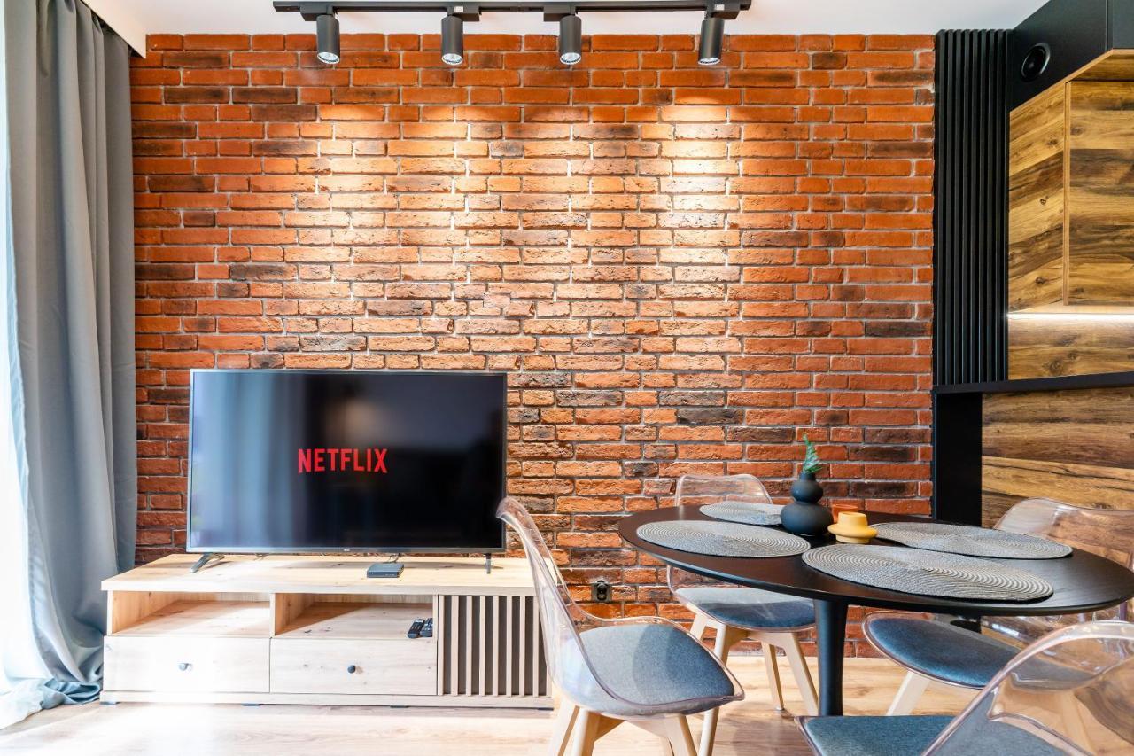 Loft Apart - Loft Nad Rzeka, Centrum, Parking, Winda, Netflix Ilawa Ngoại thất bức ảnh