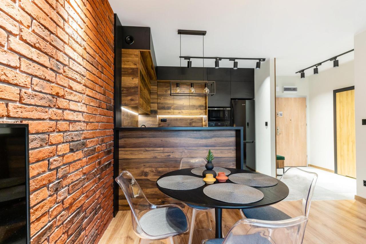 Loft Apart - Loft Nad Rzeka, Centrum, Parking, Winda, Netflix Ilawa Ngoại thất bức ảnh